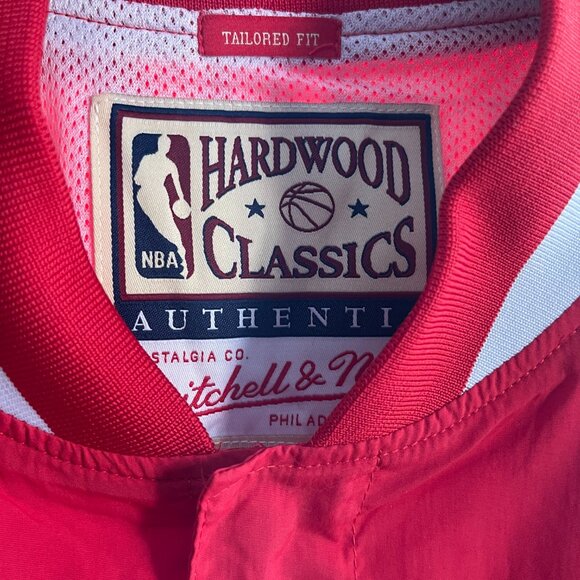 Men's Mitchell & Ness Chicago Bulls Jacket Multiple sizes - Picture 3 of 5